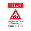 Bord-slagboom-sluit-automatisch